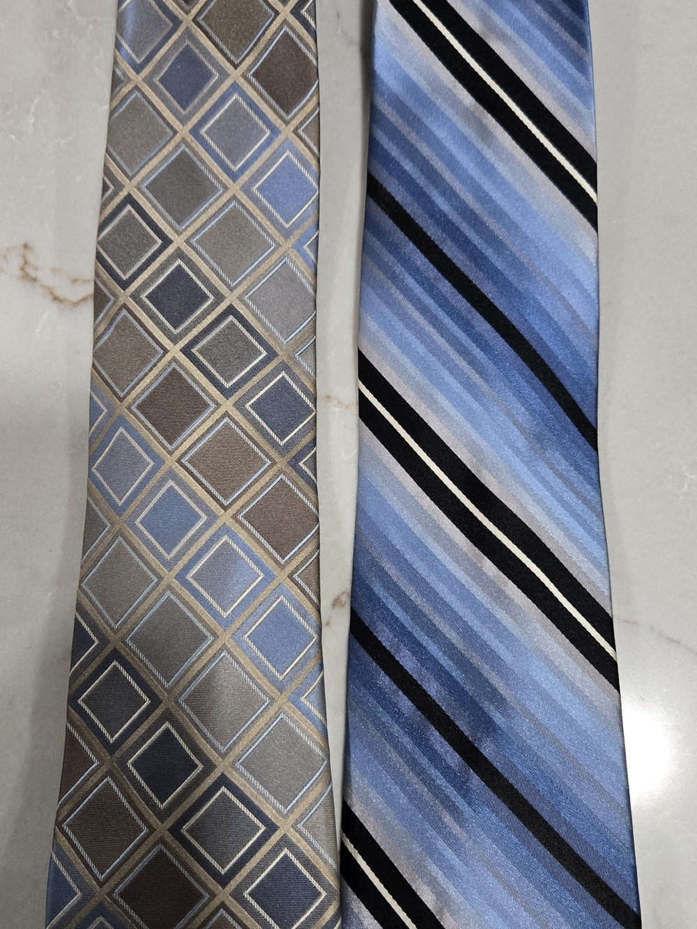 Axcess Men's Blue and Gray Patterned Tie Set